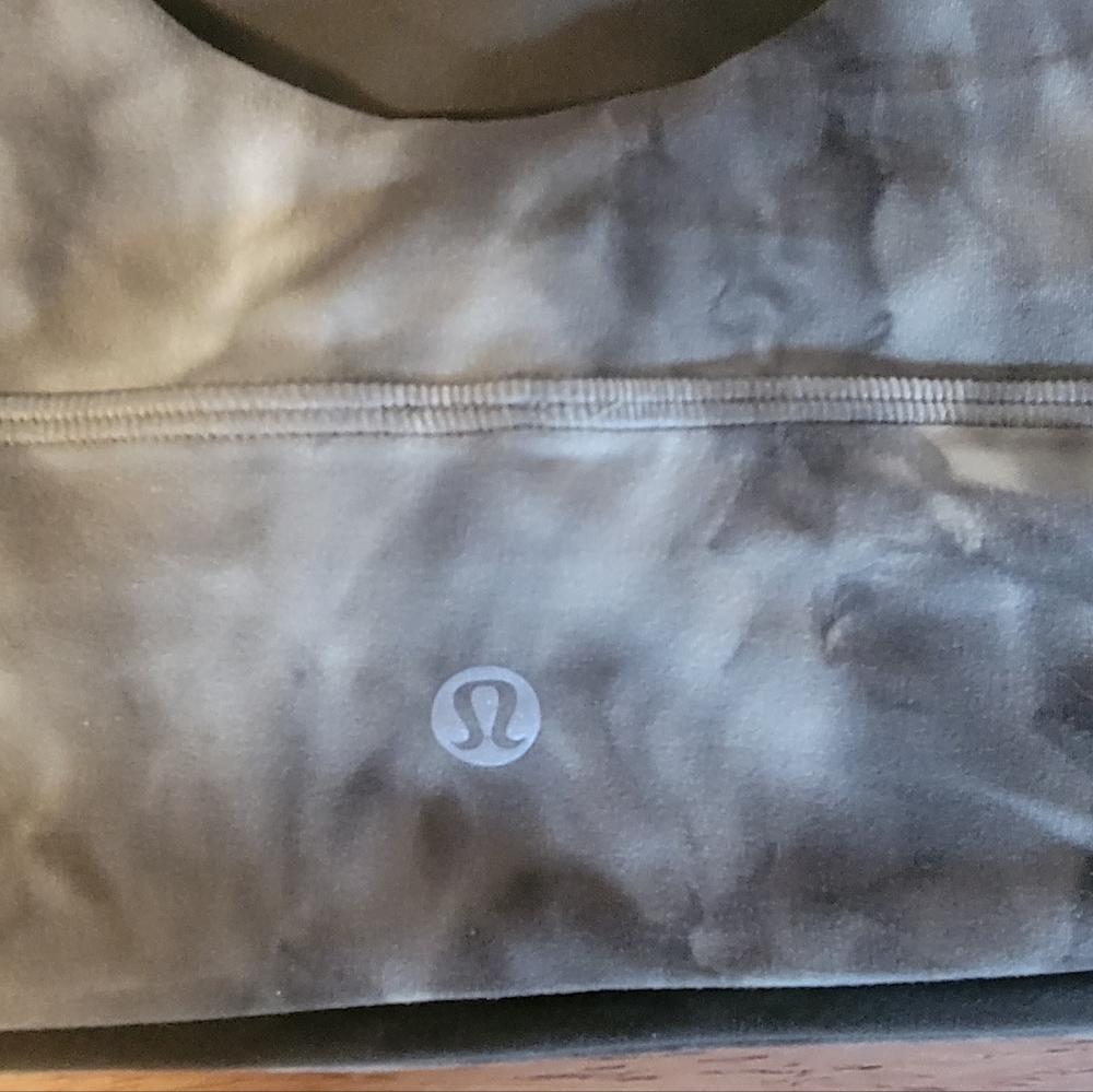 Lululemon Reversible Bra - Picture 3 of 6